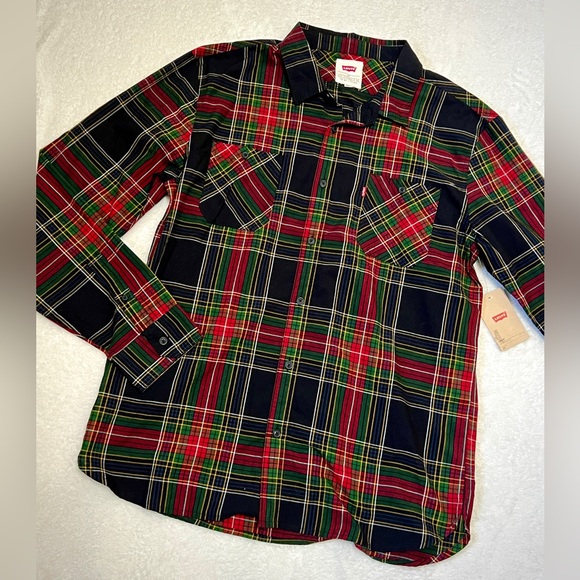 Levi's Other - Levi's NWT Men's Plaid Button Down Top - XL